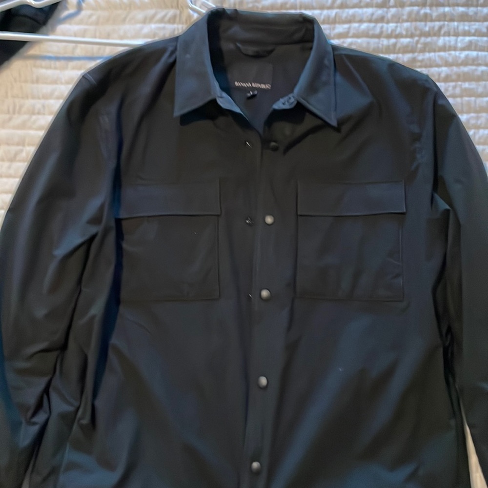 Men’s black Banana Republic jacket. Really soft nylon material. Sharp jacket